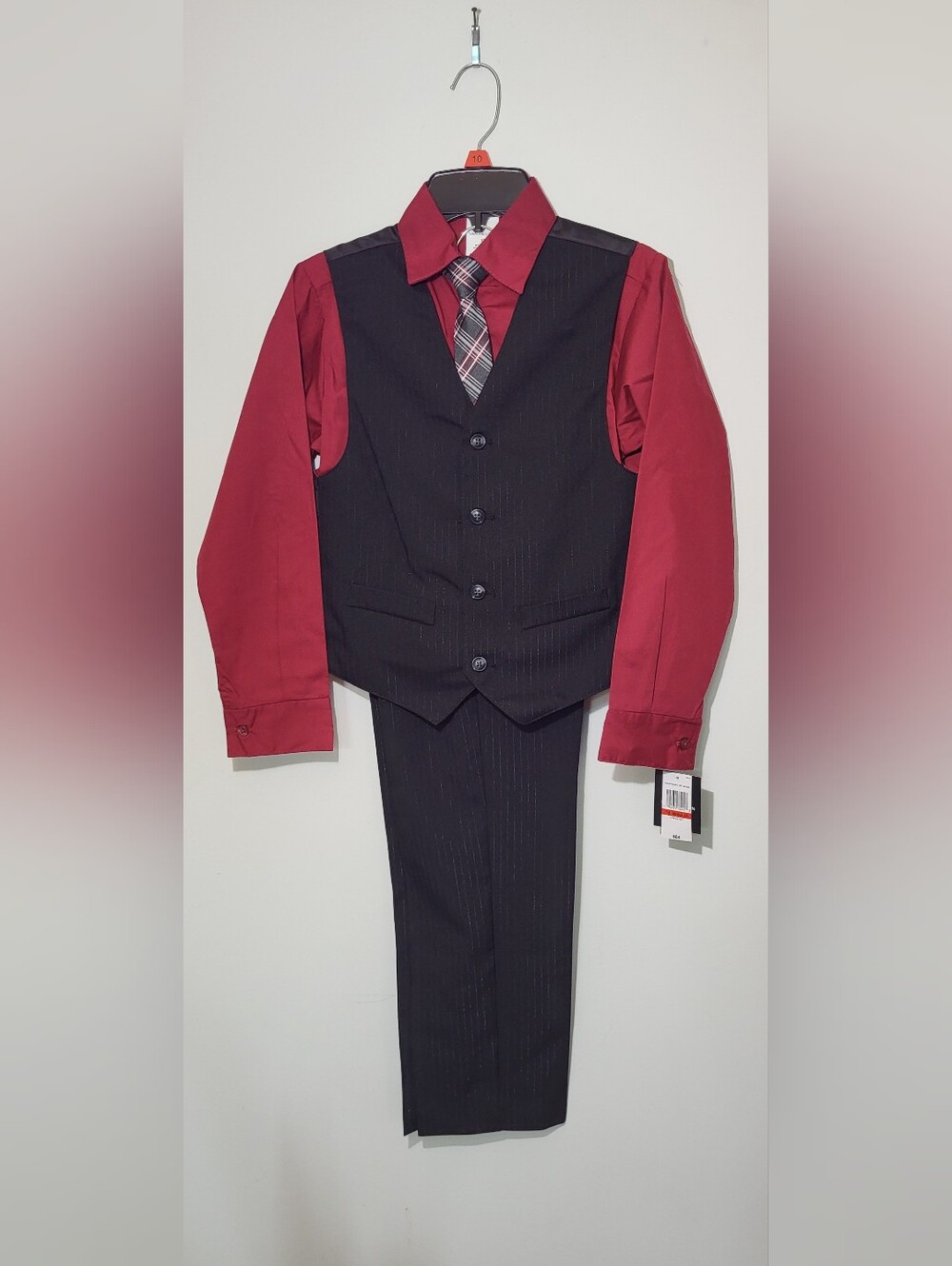 New Van Heusen Boys Size 10 Regular 4pc Suit Set Black Pinstripe Red Shirt Tie